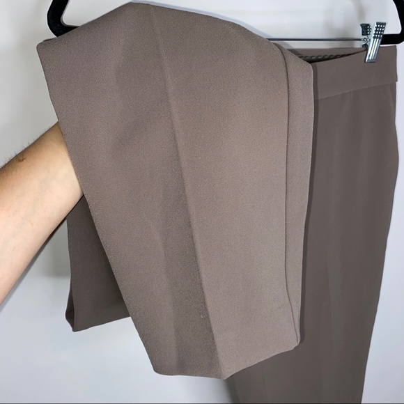 Aritzia Babaton Renzo Pant Slim Fit Trouser TAUPE - Picture 7 of 13